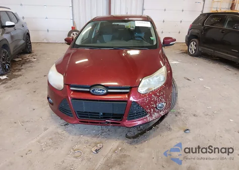 2014 Ford Focus Se z USA, uszkodzony, nr VIN 1FADP3K2XEL235577